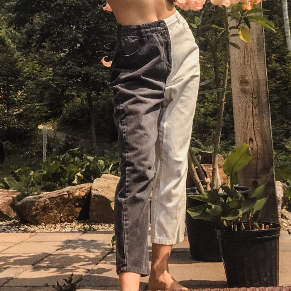 Black and white mom jeans - Picture 4 of 4